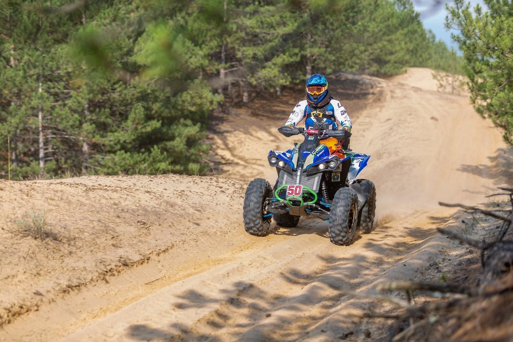 Того разу до них «приєднаються» ще й UTV з ATV, проте в цілях безпеки вони їхатимуть окремо від позашляховиків