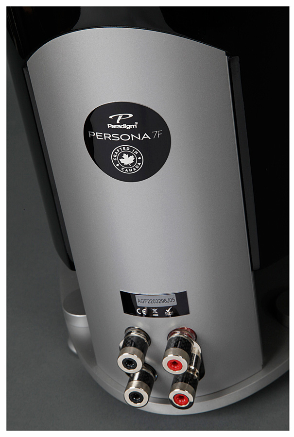 Чутливість АС Paradigm Persona 7F при потужності, що підводиться 1 Вт на 1 метрі складає 90 дБ