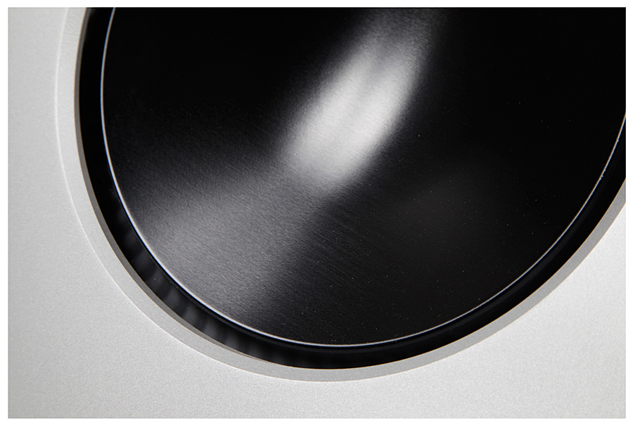 Чутливість, дБ (1 Вт / 1 м) 90 Нерівномірність в смузі 160-1200 Гц, ±, дБ 1,3 Нерівномірність в смузі 1200-10 000 Гц, ±, дБ 2,1 Середній КНІ в смузі 100 Гц - 10 кГц ( 88 дБ / 1 м),% 0,24 значення КНІ на 1 кГц,% 0,16 Максимальний опір, Ом (частота, Гц) 29,9 (21) Мінімальний опір, Ом (частота, Гц) 3,1 (110 ) Середнє опір, Ом 7,5 Нижня гранична частота (-3 / -6 / -10 дБ), Гц 44/28/25