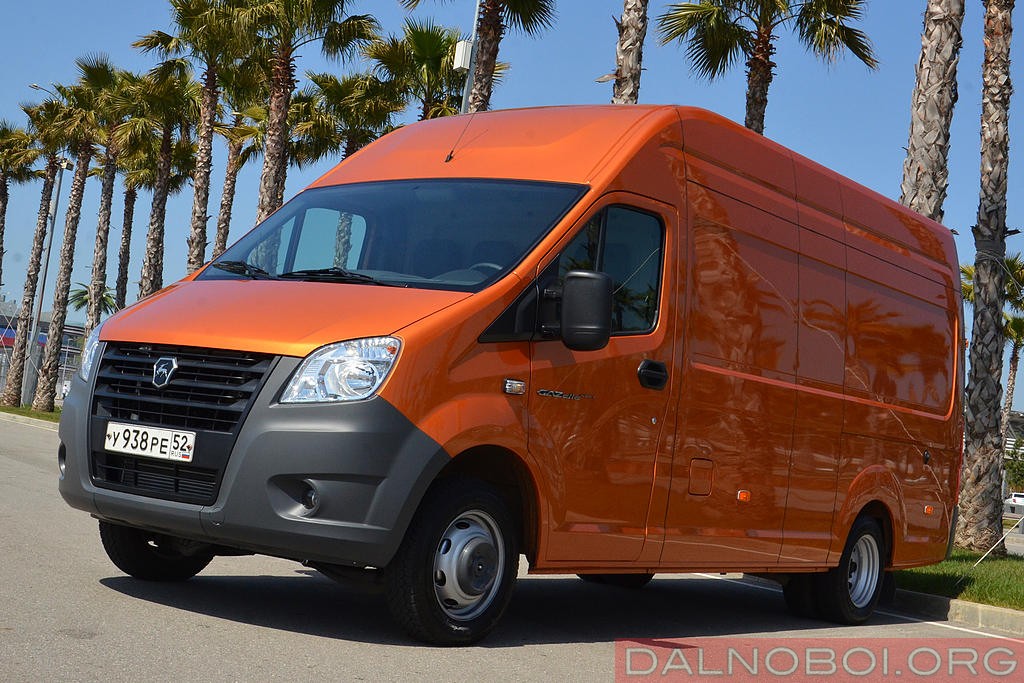 До того ж за три роки виробництва підтягнули і якість збірки, підлікували дитячі хвороби нової моделі