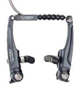 На гірських велосипедах, а пізніше на гібридах, стали застосовуватися консольні гальма (cantilever brake), в яких гальмівні важелі кріпляться на пір'ї вилки нижче обода і спрямовані вгору