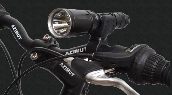 Одним з переваг велофари виділяється її підхід до питання професійного освітлення безпосередньо дороги перед собою, тоді як ліхтарі розробляються для більш «універсальних» цілей