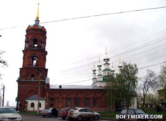 В результаті вежа виявилася не просто падає, але ще і викривленою