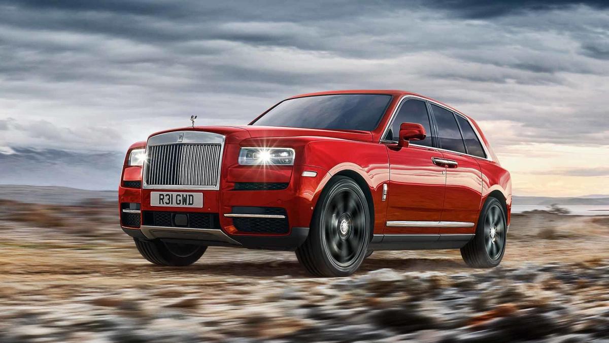 За сучасною традицією виробник оформив прем'єру Rolls-Royce Cullinan в прямому ефірі на весь світ і озвучив вартість в більш ніж 320 тисяч євро