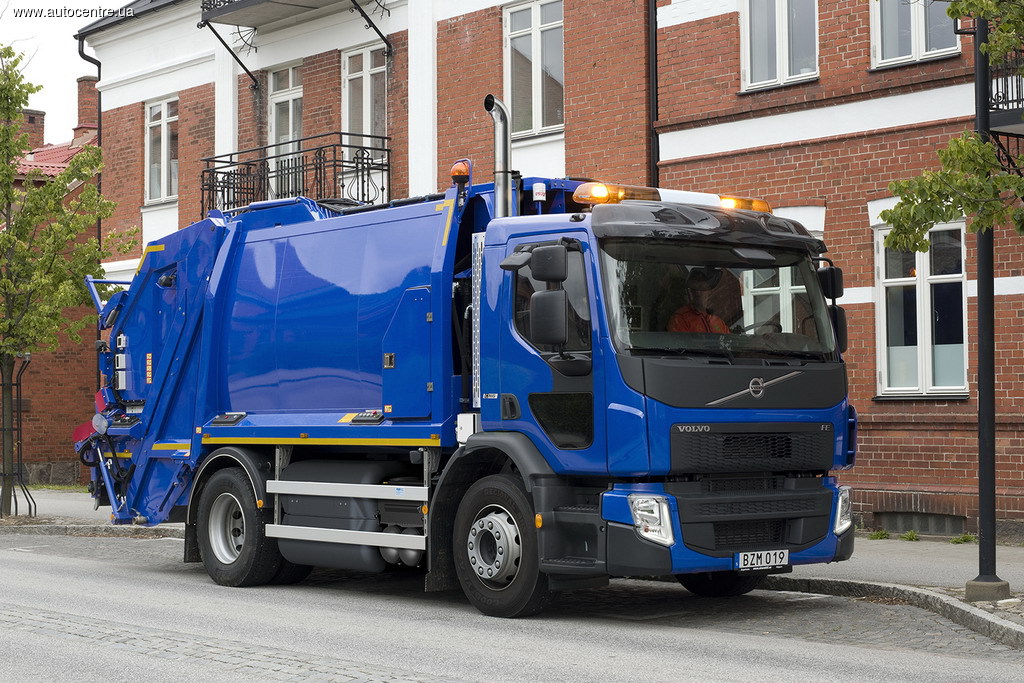 Вантажівка Volvo FE CNG розроблявся спеціально для роботи в міських умовах: як развозного або сміттєвоза