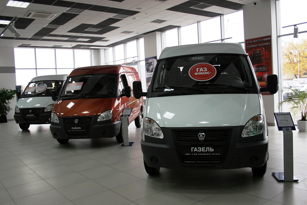 У всій торговій мережі ГАЗ можна придбати ряд автомобілів ГАЗ з вигодою більше 35000 грн
