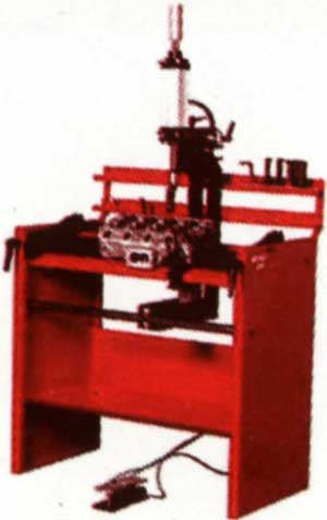 В результаті ресурс у таких з'єднань, як «клапан-сідло» і «втулка-стрижень», виявиться досить невеликим