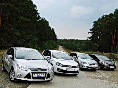 Під час першого тесту KIA Cee'd сподобався нам настільки, що заочно ми зарахував його до кращих автомобілів гольф-класу