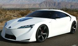 Toyota на автосалоні в Женеві представить два гібриди