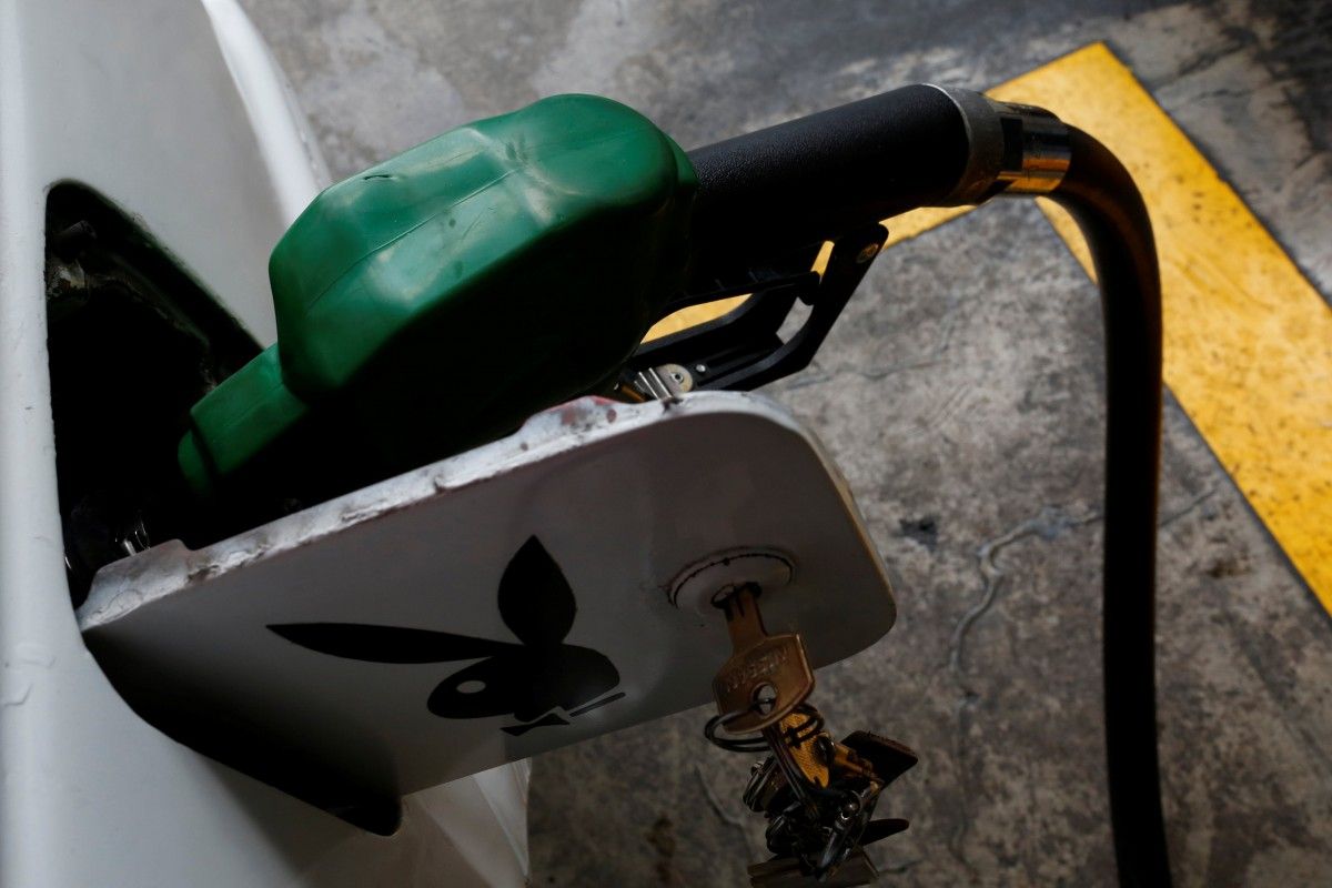 Середня роздрібна ціна бензину А-95 досягла 31,91 гривні / літр, а дизельного палива - 29,77 гривні / літр