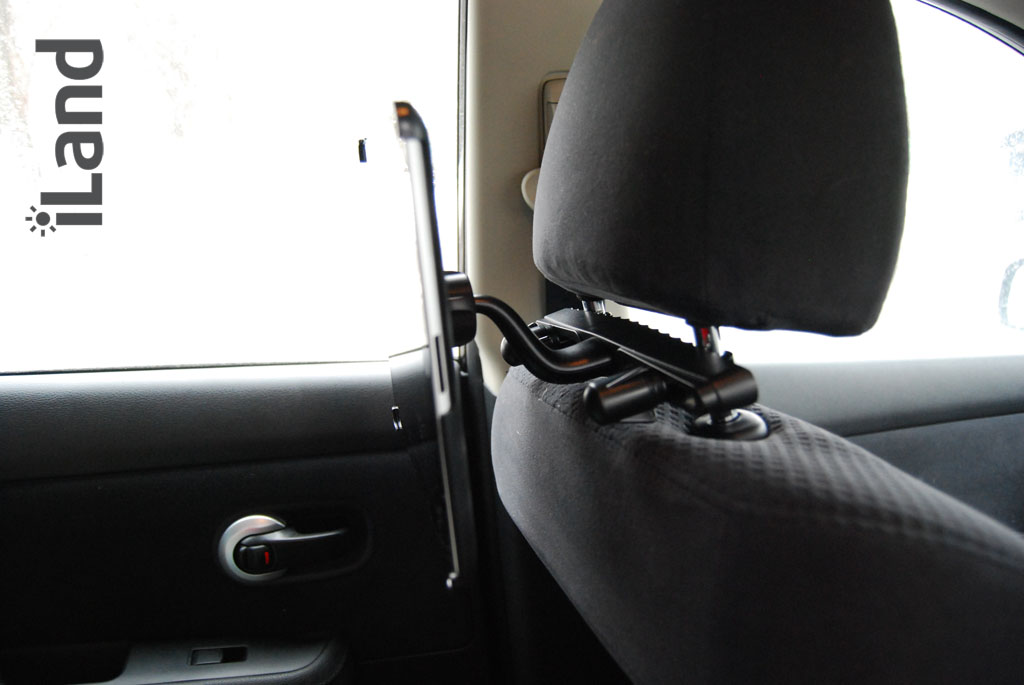 Завдяки спеціальному кріпленню від Arkon, ви зможете приєднати iPad до підголовника будь-якого автомобіля