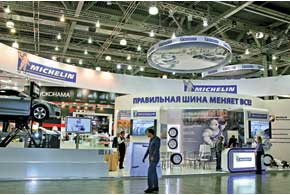 На Московському автосалоні були представлені багато компаній з Піднебесної, і слід зазначити, що їх продукція становила гідну конкуренцію автотоварів, виробленим в країнах СНД