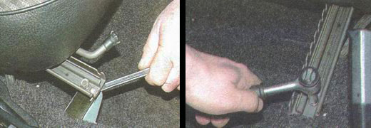 Тепер можна, трохи повернувши сидіння в сторону, витягнути його з салону автомобіля