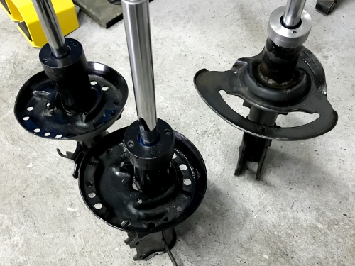 Відновлений амортизатор можливо обслуговувати через кілька років інтенсивної експлуатації за набагато менші гроші, ніж новий