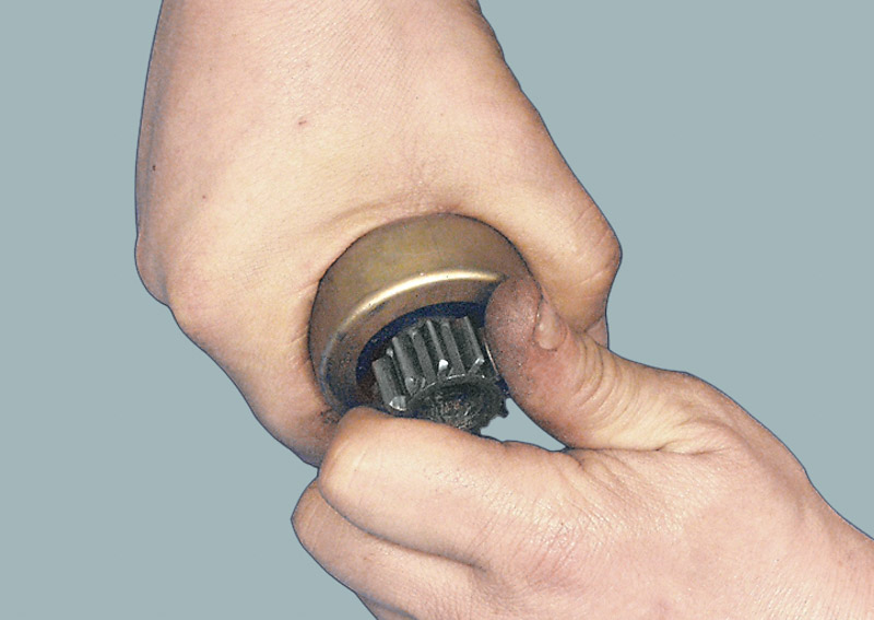 При меншому опорі замініть якір