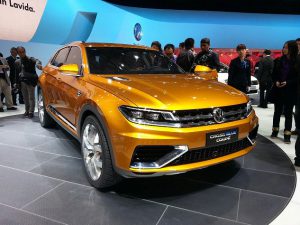 Замок автомобіля теж регулюється дистанційно