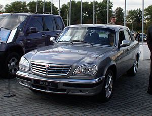 Ми замінили також радіаторна решітка, крила і капот