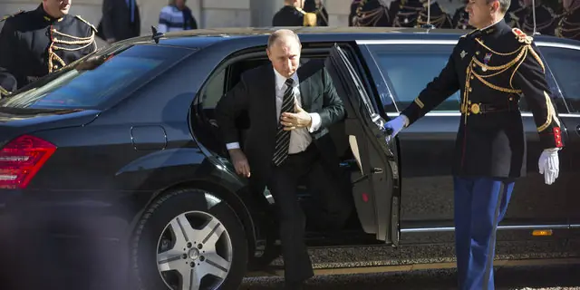 Лімузин Путіна не виглядає настільки захищеним і масивним