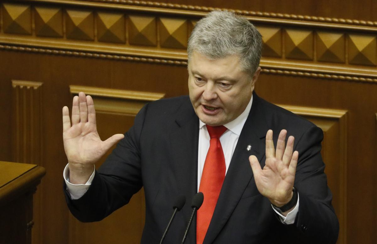 Майже 90% українців не задоволені роботою Верховної Ради, а 80% респондентів - роботою прем'єр-міністра