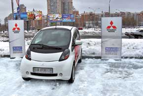 Для прикладу візьмемо масовий електромобіль Mitsubishi i-MiEV, що продається в Україні