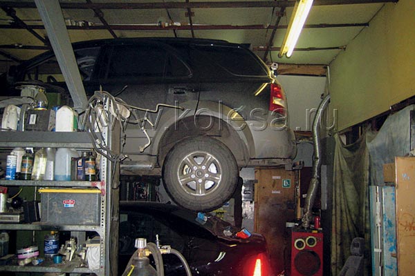 Спроба викрадення автомобіля   Mitsubishi Outlander   , Квітень 2006 р